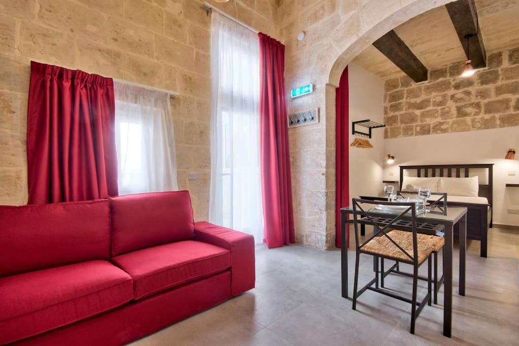 Vallettastay Old Lodge Apartment 2 Eksteriør bilde